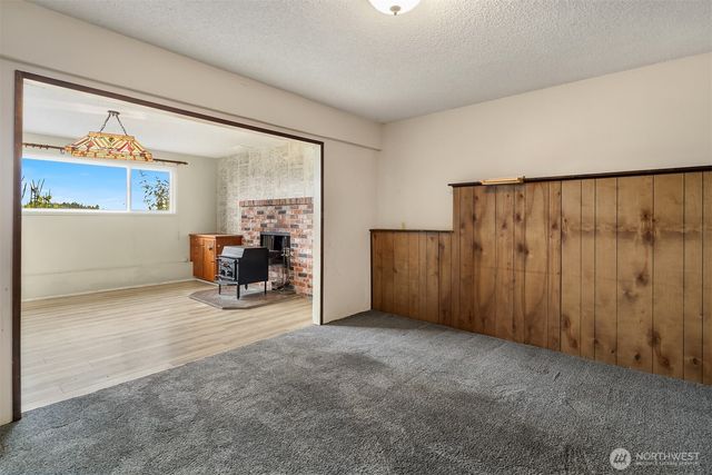 2861 Heller Road, Oak Harbor, WA 98277