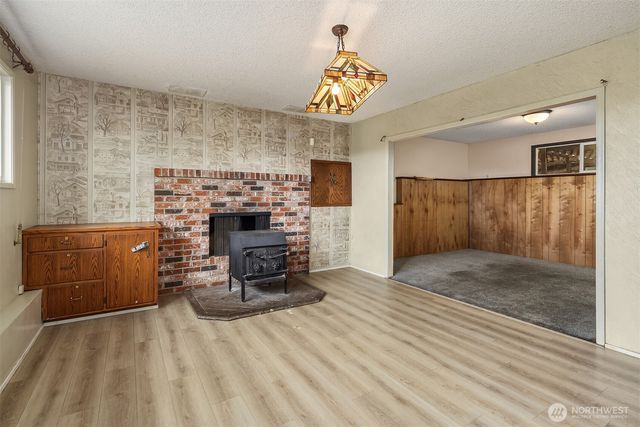 2861 Heller Road, Oak Harbor, WA 98277
