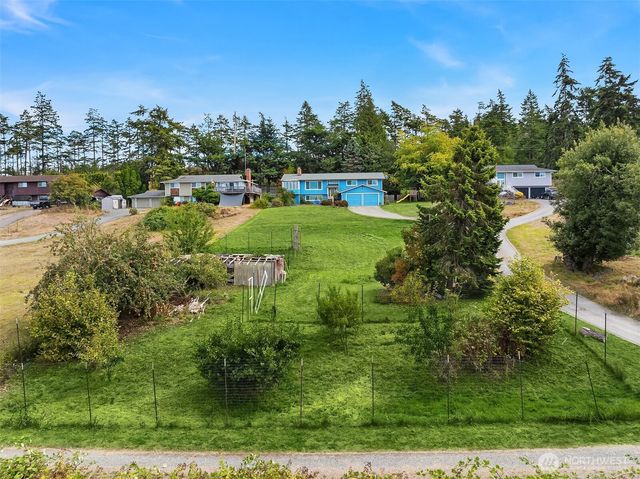 2861 Heller Road, Oak Harbor, WA 98277