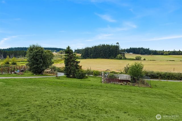 2861 Heller Road, Oak Harbor, WA 98277