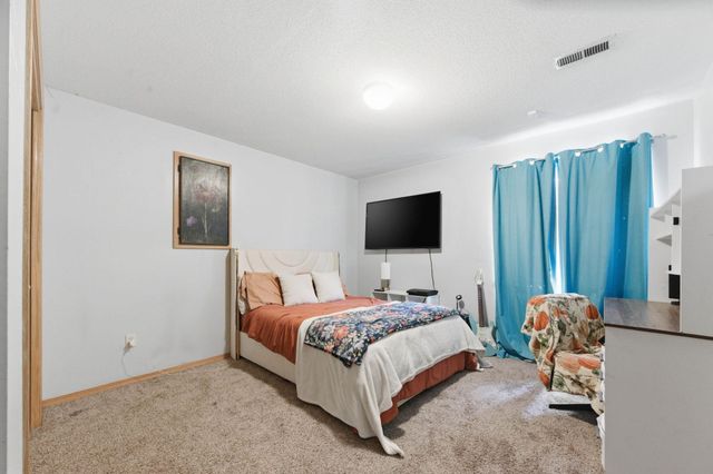 2726 N Rutgers St, Wichita, KS 67205