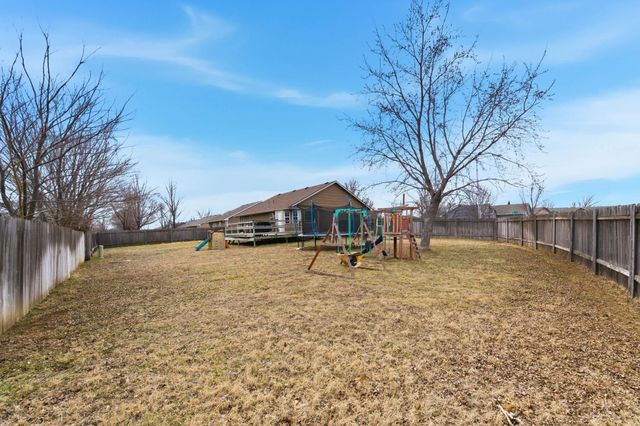 2726 N Rutgers St, Wichita, KS 67205