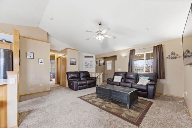 2726 N Rutgers St, Wichita, KS 67205