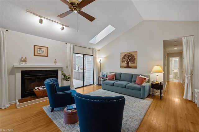 101 Beechwood Drive, Carrboro, NC 27510