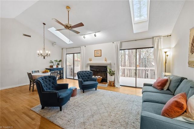 101 Beechwood Drive, Carrboro, NC 27510