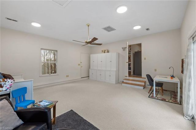 101 Beechwood Drive, Carrboro, NC 27510