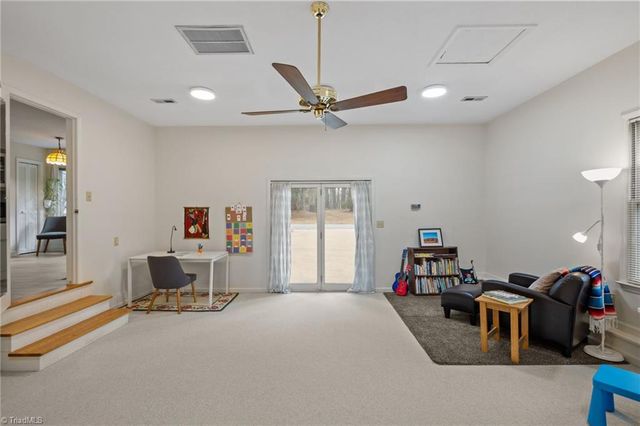 101 Beechwood Drive, Carrboro, NC 27510