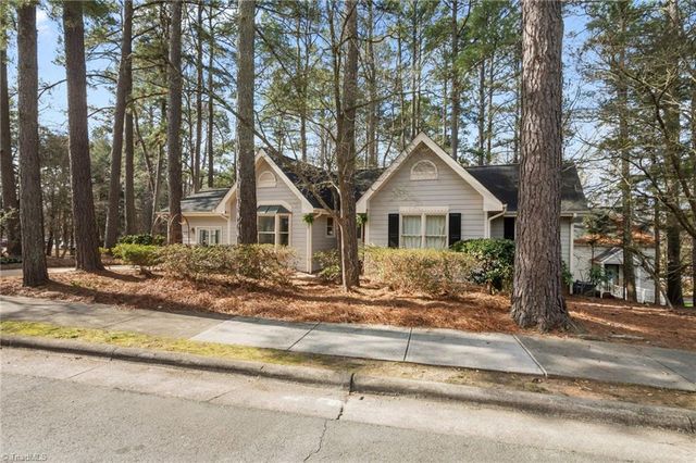101 Beechwood Drive, Carrboro, NC 27510