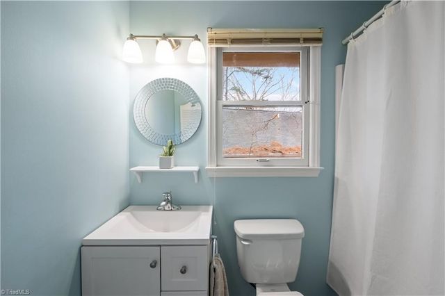 101 Beechwood Drive, Carrboro, NC 27510