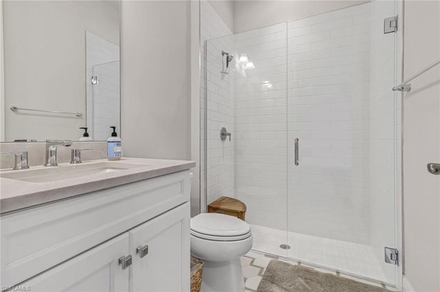 9032 Saint Lucia DR, Naples, FL 34114