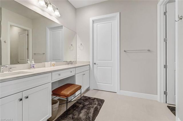 9032 Saint Lucia DR, Naples, FL 34114