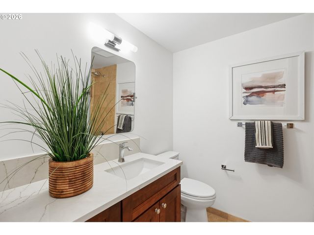 4200 Sw 53RD Ave, Portland, OR 97221