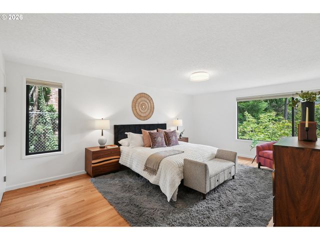 4200 Sw 53RD Ave, Portland, OR 97221