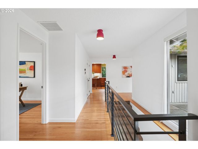 4200 Sw 53RD Ave, Portland, OR 97221