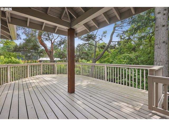 4200 Sw 53RD Ave, Portland, OR 97221