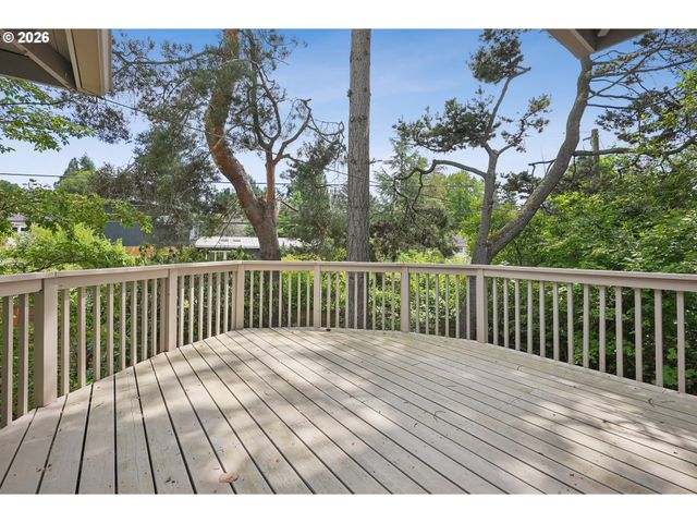4200 Sw 53RD Ave, Portland, OR 97221