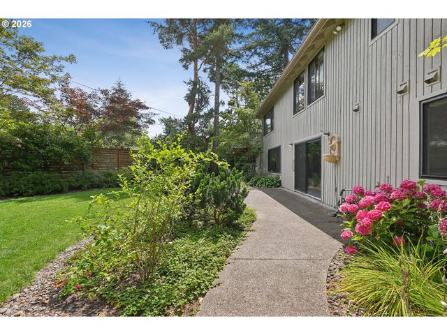 4200 Sw 53RD Ave, Portland, OR 97221