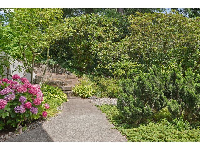 4200 Sw 53RD Ave, Portland, OR 97221