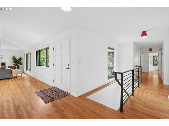4200 Sw 53RD Ave, Portland, OR 97221