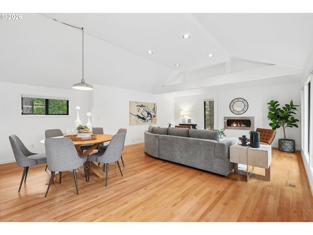 4200 Sw 53RD Ave, Portland, OR 97221