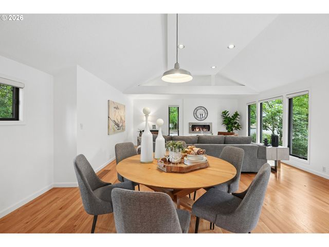 4200 Sw 53RD Ave, Portland, OR 97221