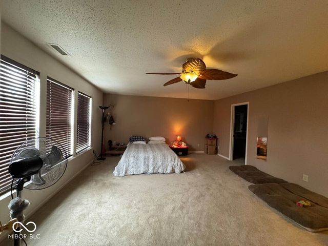 9317 W Quarter Moon Drive, Pendleton, IN 46064