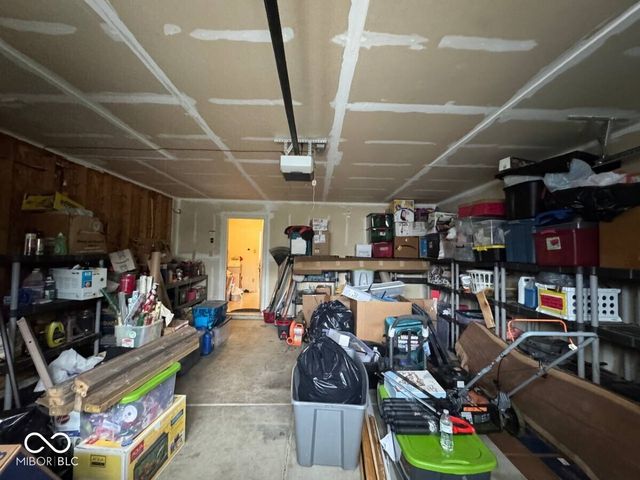 9317 W Quarter Moon Drive, Pendleton, IN 46064