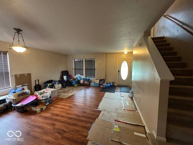 9317 W Quarter Moon Drive, Pendleton, IN 46064