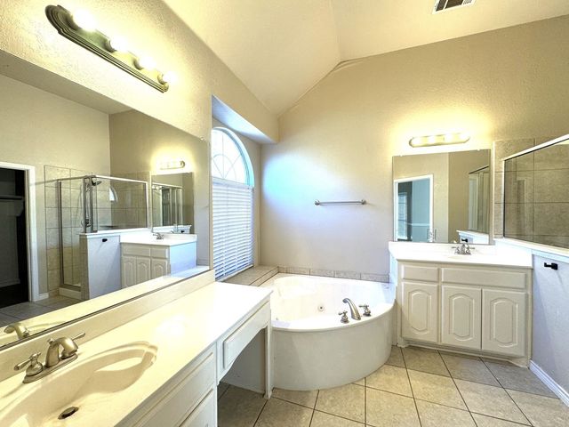 5287 W Cove Way, Grand Prairie, TX 75052