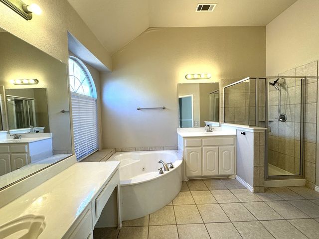 5287 W Cove Way, Grand Prairie, TX 75052