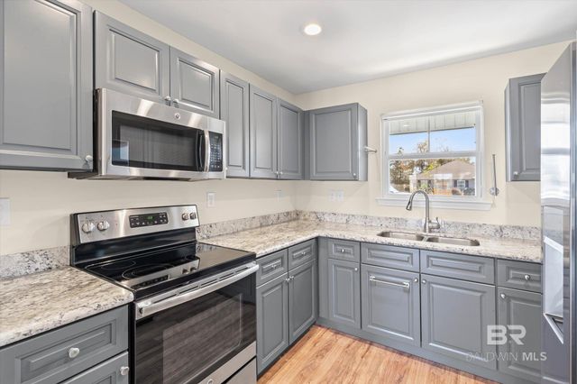 919 Sailor Circle, Foley, AL 36535