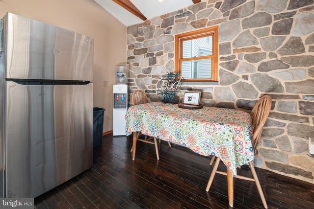 1124 FURNACE ST, Hellertown, PA 18055