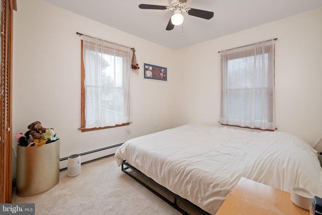 1124 FURNACE ST, Hellertown, PA 18055