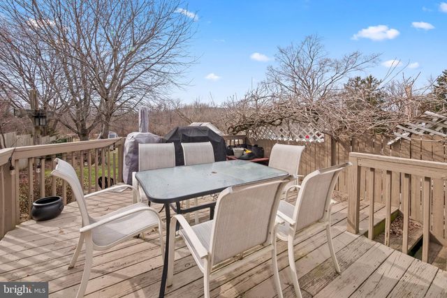 1124 FURNACE ST, Hellertown, PA 18055
