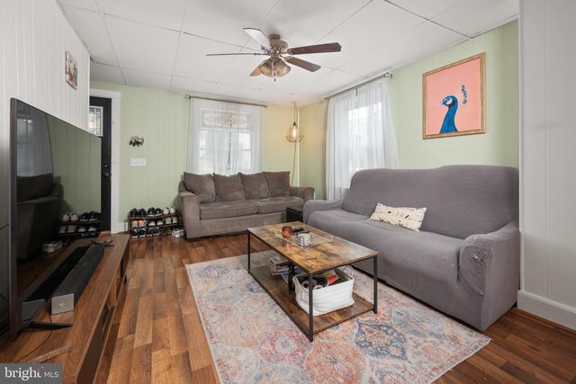 1124 FURNACE ST, Hellertown, PA 18055