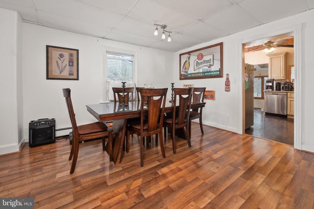 1124 FURNACE ST, Hellertown, PA 18055