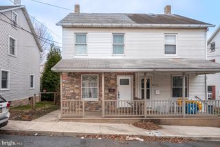 1124 FURNACE ST, Hellertown, PA 18055