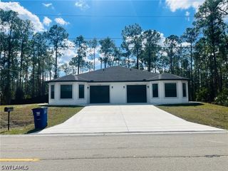 1112 E 12th ST, Lehigh Acres, FL 33972