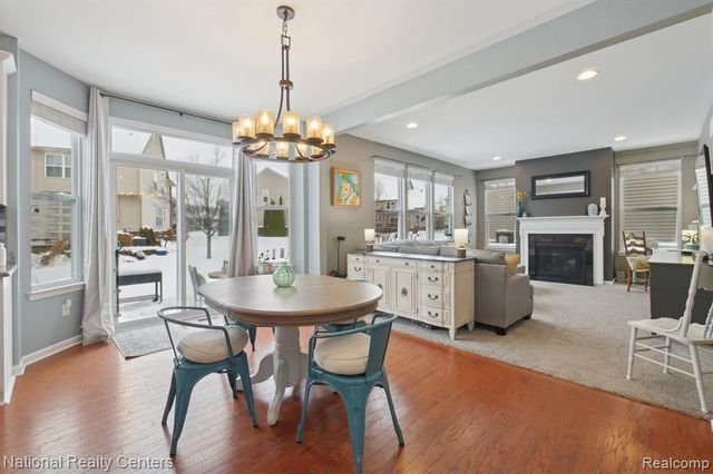 27316 Victoria Road, Novi, MI 48374