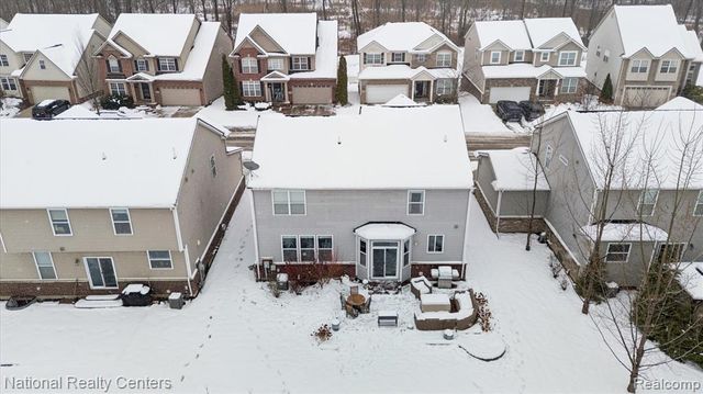 27316 Victoria Road, Novi, MI 48374