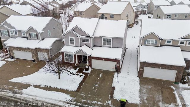 27316 Victoria Road, Novi, MI 48374