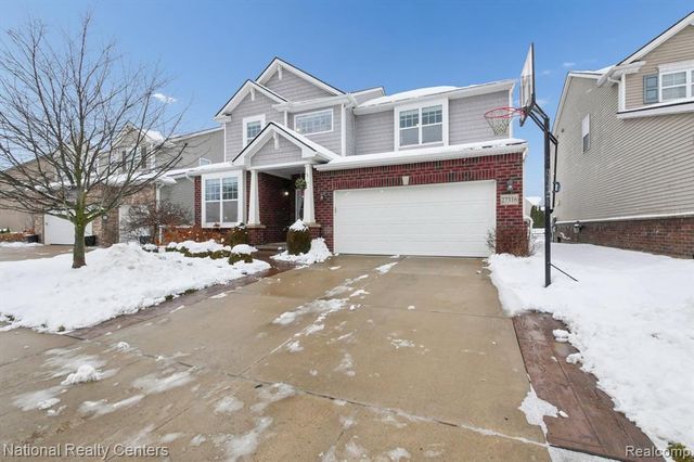27316 Victoria Road, Novi, MI 48374