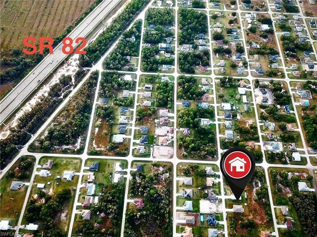 2612 51st ST SW, Lehigh Acres, FL 33976