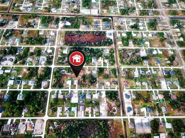 2612 51st ST SW, Lehigh Acres, FL 33976