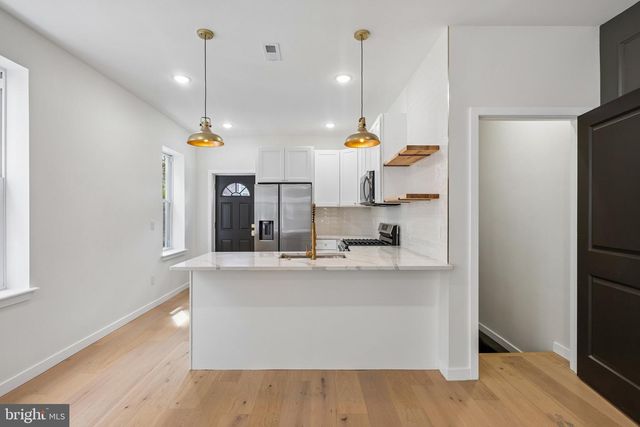 5516 N MARSHALL ST, Philadelphia, PA 19120