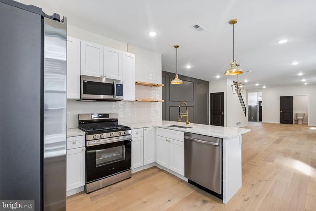 5516 N MARSHALL ST, Philadelphia, PA 19120