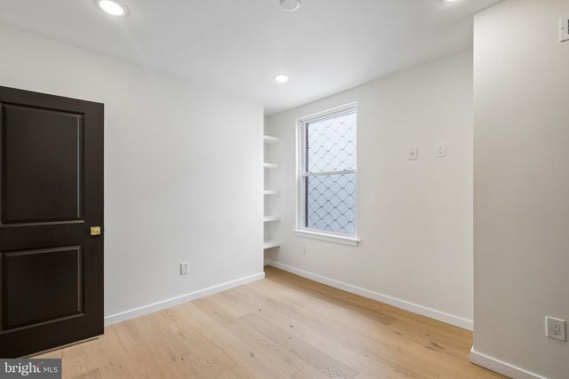 5516 N MARSHALL ST, Philadelphia, PA 19120