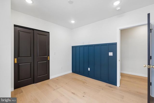5516 N MARSHALL ST, Philadelphia, PA 19120
