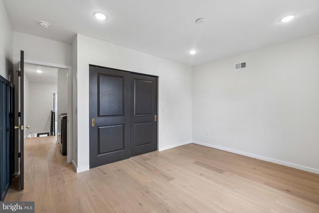 5516 N MARSHALL ST, Philadelphia, PA 19120