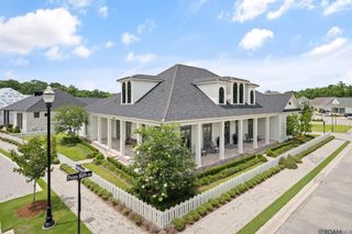 14651 Cottage Bend Dr, Baton Rouge, LA 70820